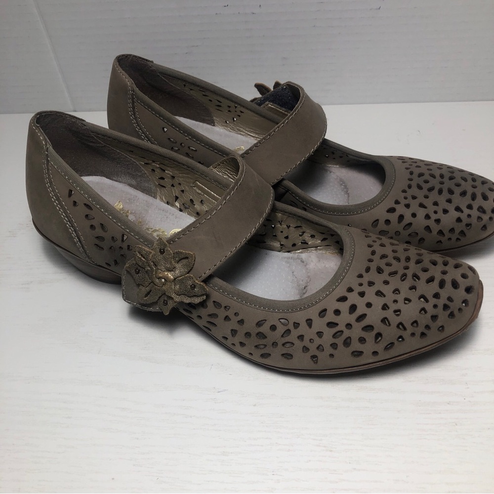 Rieker Leather Mary Jane Antistress Floral Laser Shoes Sz 40/ 8.5US